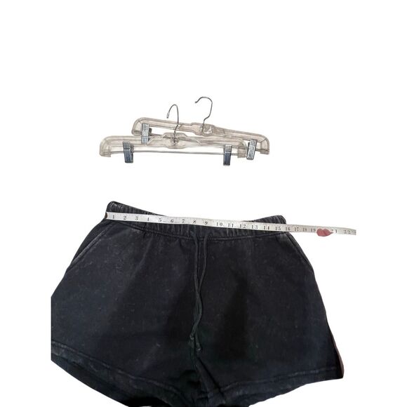 Womans (2) Sweat shorts Gray/Yellow Sz XL NWT - Picture 4 of 7